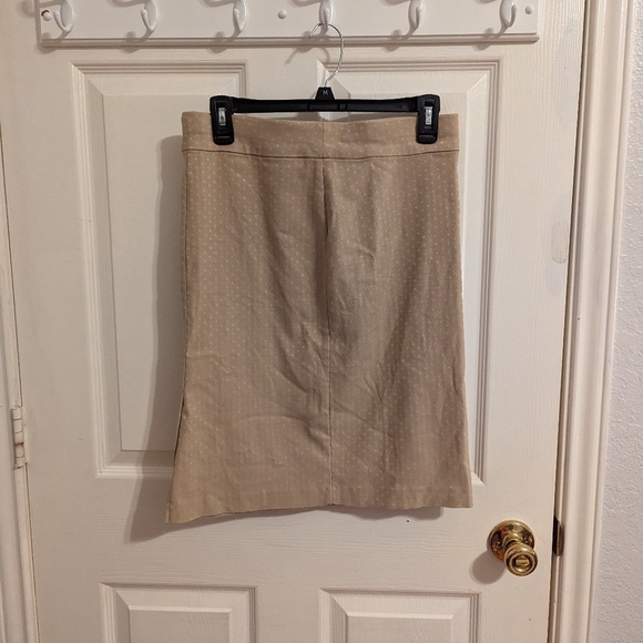 ✨3/$15✨ New York & Company Women's Skirt - Picture 2 of 9